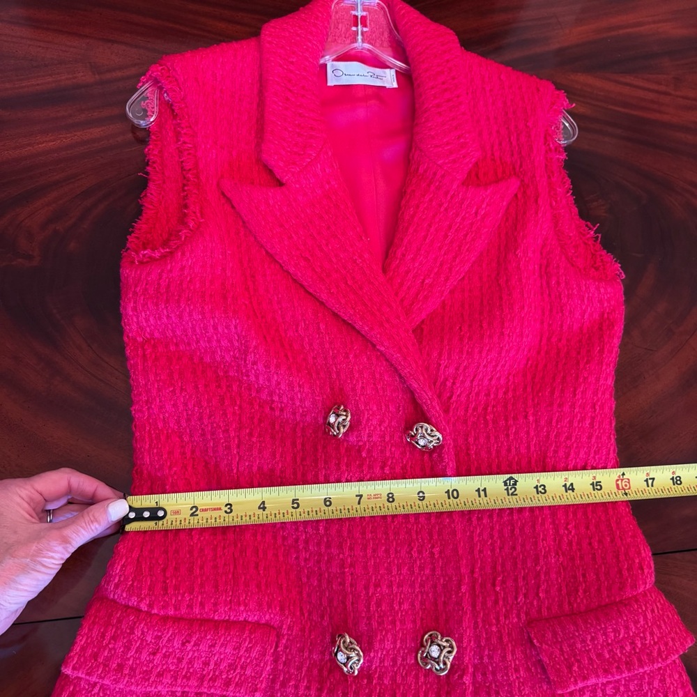 Oscar de la Renta Red Boucle Tweed Dress - Picture 16 of 17